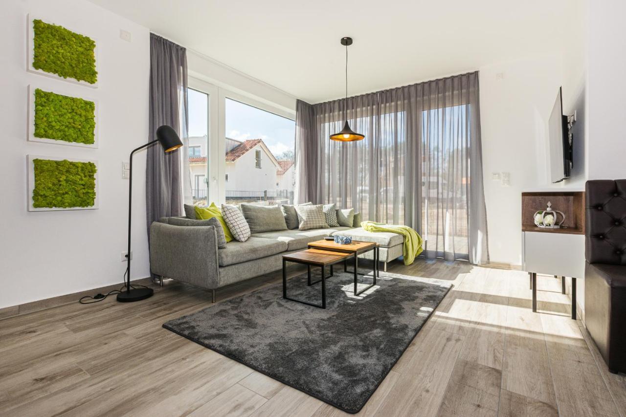 Ferienhaus-See-Sauna-Kamin-Hund Mit E-Ladestation 克拉科夫西 外观 照片